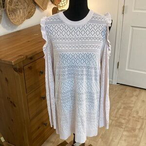 LC cold shoulder top